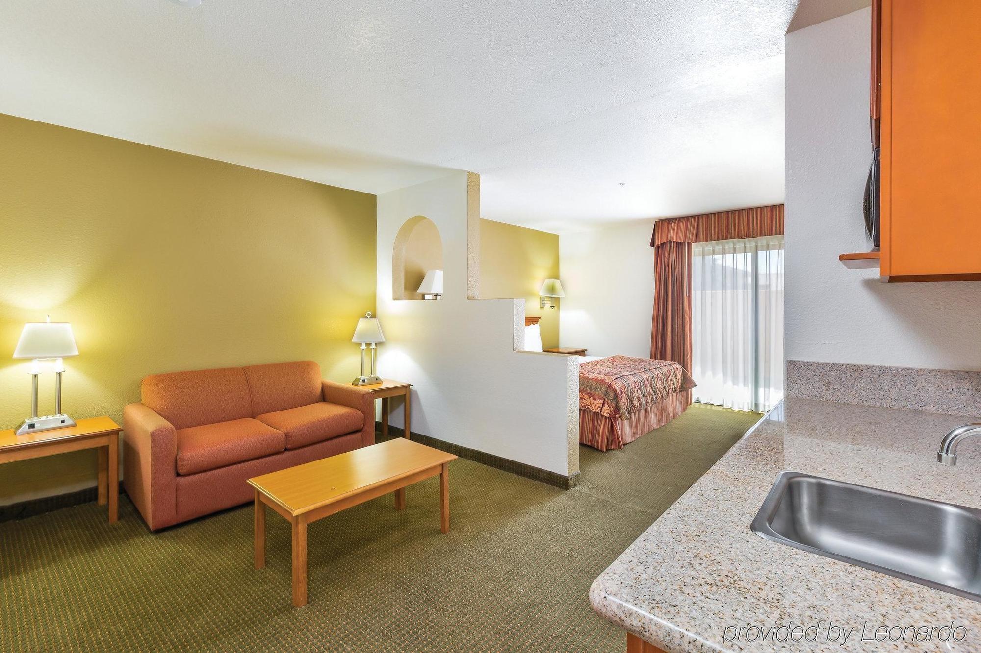 Hotel Baymont By Wyndham Tehachapi Exterior foto