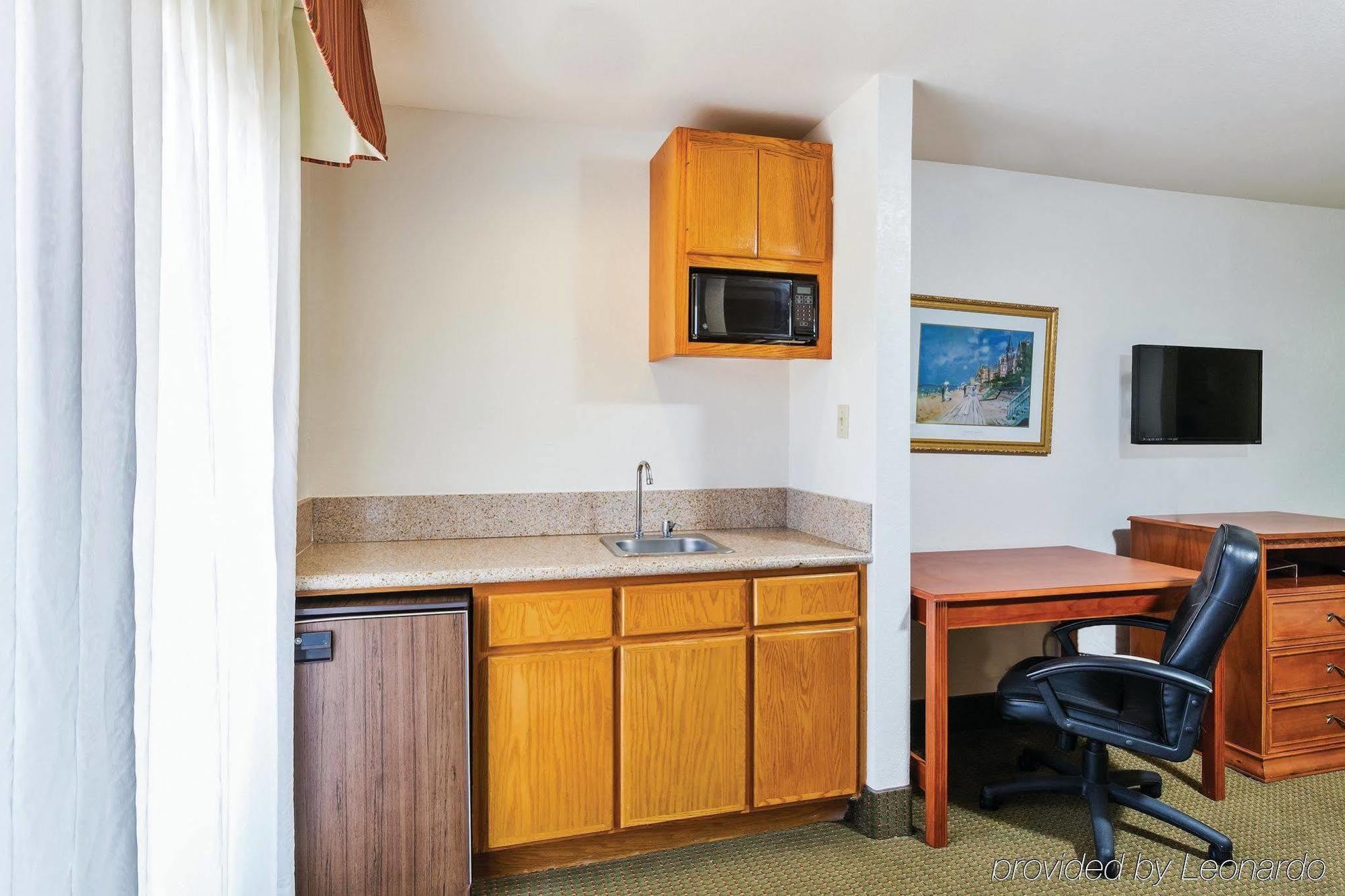 Hotel Baymont By Wyndham Tehachapi Exterior foto